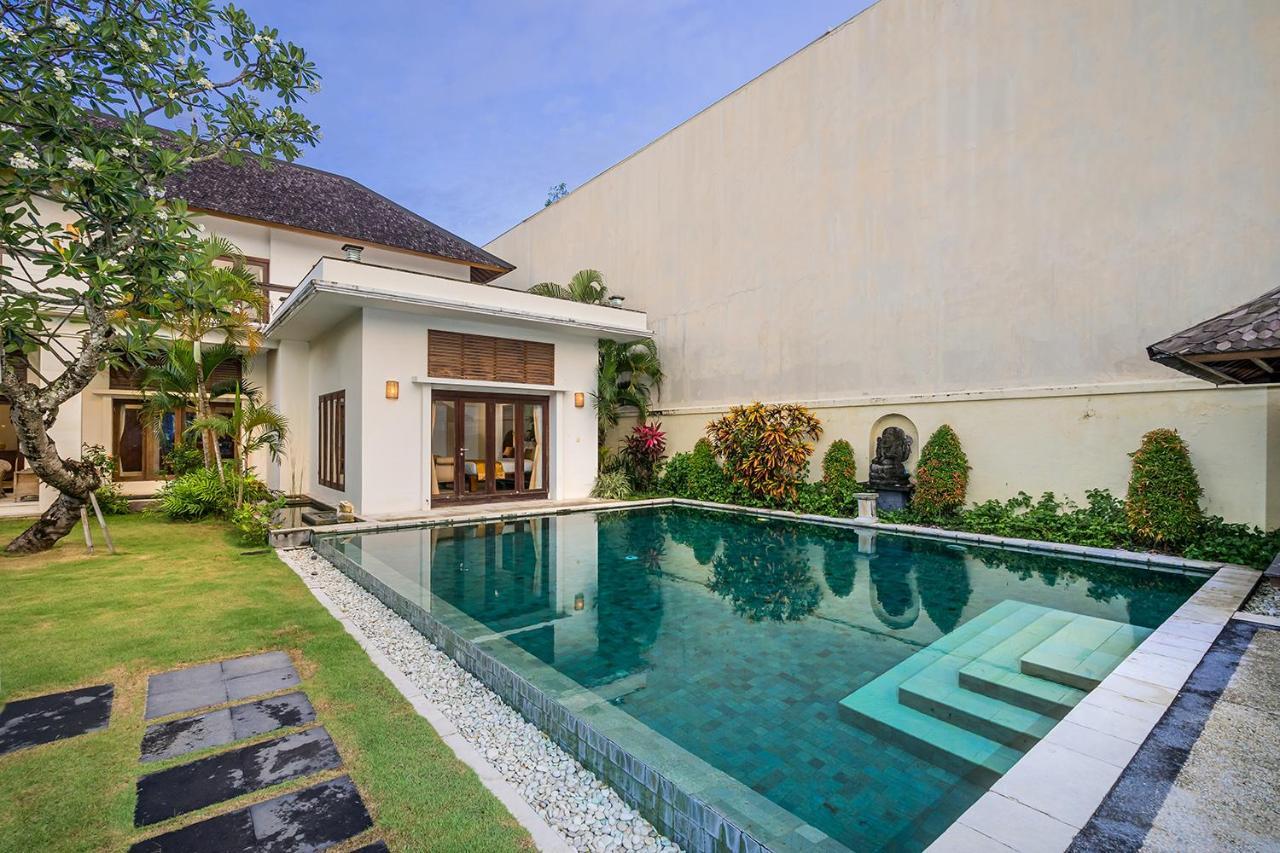 Bali Villa Lotus Seminyak  Ngoại thất bức ảnh